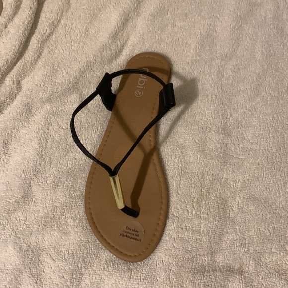 Size 40 - Picture 2 of 4